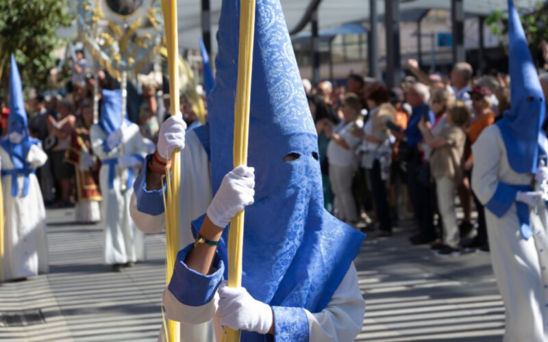 Cómo elegir la tela perfecta y confeccionar túnicas de nazarenos
