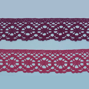 Puntilla bolillo rosa y buganvilla (3cm)