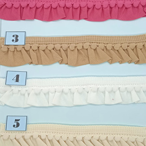 Fruncido con madroño varios colores (3 cm)