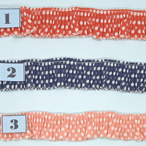 Cinta plisada con puntos blancos varios colores (2,3 cm)