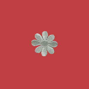 Aplique bordado termoadhesivo plata flor (3cm)