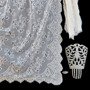 Pack Mantilla Beige, Peina y Broche plata (nº4)