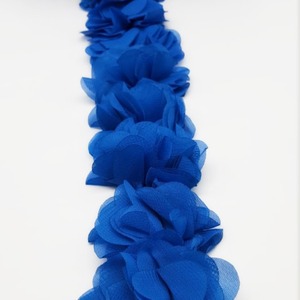 Tira de flores de tela con pétalos Azul Eléctrico (5cm)