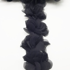 Tira de flores de tela con pétalos Negro (5cm)