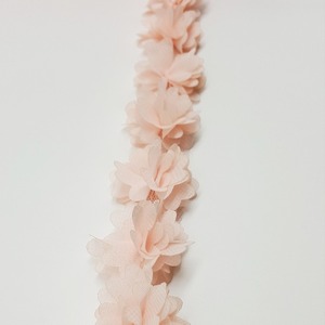 Tira de flores de tela con pétalos Rosa Bebé (3cm)