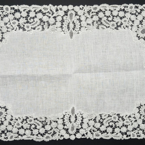 Pañuelo de Encaje de Bruselas (42x28cm)