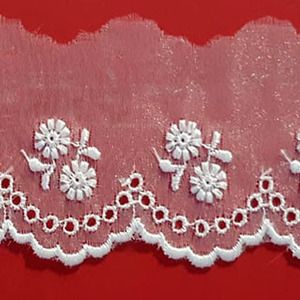 Organza Bordada (5 cm)