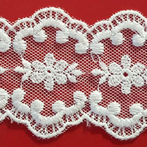 Tul Bordado Blanco (4 cm)