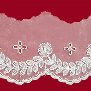 Organza Bordada (7 cm)