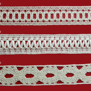 Encaje de Bolillo Beige (2 cm/2cm y 2 cm)