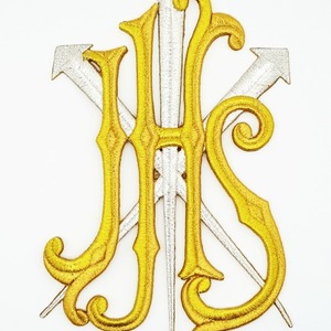 Aplique Bordado JHS tres oros (15cm x 23cm)