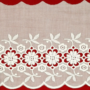 Tira bordada blanca (11 cm)