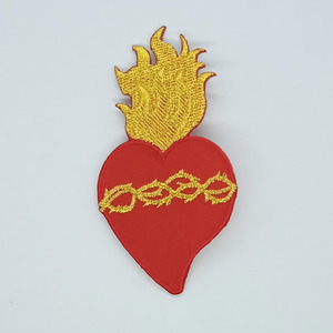 Sagrado corazón con corona de espinas bordado termoadhesivo (9X4,5 cm)