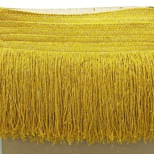 FLECO DE SEDA Y LAMÉ DORADO (14cm)
