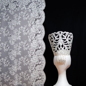 Pack Mantilla beige, Peina y Broche plata (nº2)
