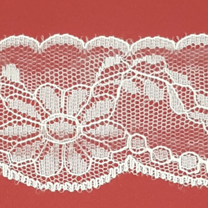 Encajes de Nylon Beige (4 cm )