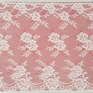 Encajes de Nylon Beige (21 cm )