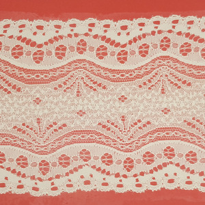 Encajes de Nylon Beige (12,5 cm )