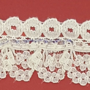 Encajes de Nylon Beige (2 cm )