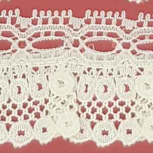 Encajes de Nylon Beige (3 cm )