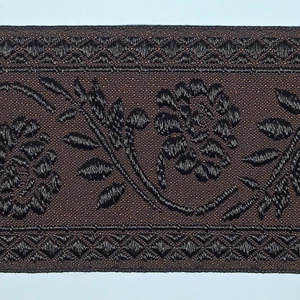 Cinta Jacquard bordada flores marrón (4 cm)