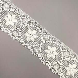Encaje de Bolillo Blanco (9 cm)
