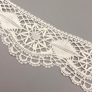 Encaje de Bolillo Blanco (7 cm)