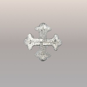 Cruz bordada plata (5,5 x 5,5 cm)