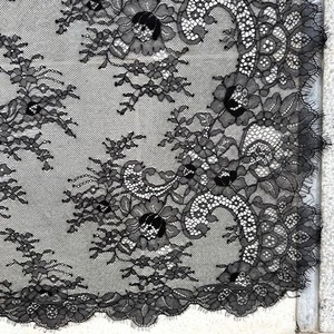 Mantilla Negra (120x220cm)