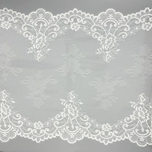Encaje de Naylon Blanco (35 cm)