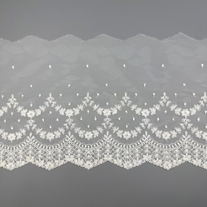 Tul Bordado Marfil (Bordado 11cm/Total 19cm)