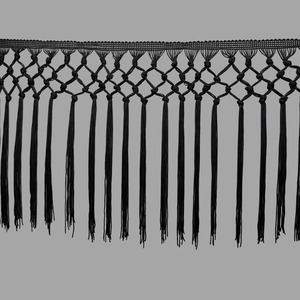 Fleco de seda Negro (25 cm)