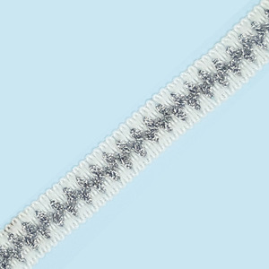 Pasamanería lanilla blanca y lurex plata (1.5cm)