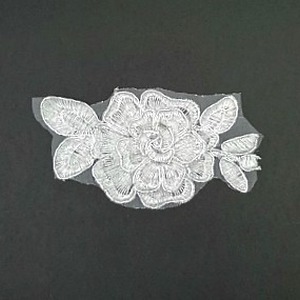 Aplique Bordado termoadhesivo rosa plata (10,5cm)