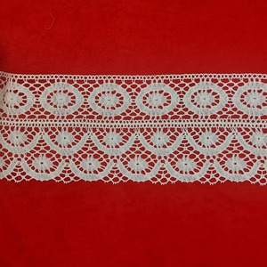 Encaje de Bolillo Beige 15cm