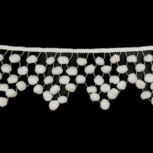 Fleco de Madroño Blanco (8cm)