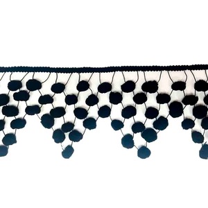 Fleco de Madroño Negro (8cm)