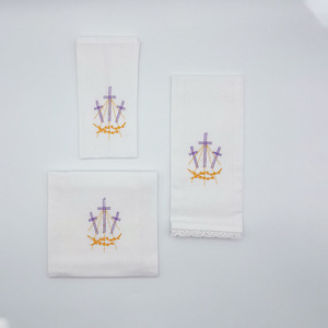 Paños de Altar blanco bordado cruz morada