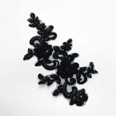Aplique de Pedrería motivo floral negro (25 x 11 cm)