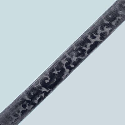 Cinta de terciopelo negro animal print (2 cm)